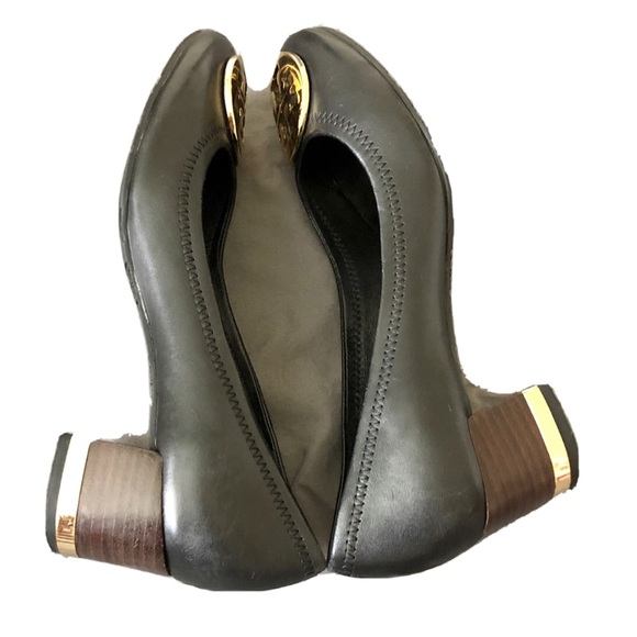 ***NOT FOR SALE*** Tory Burch - Picture 3 of 8